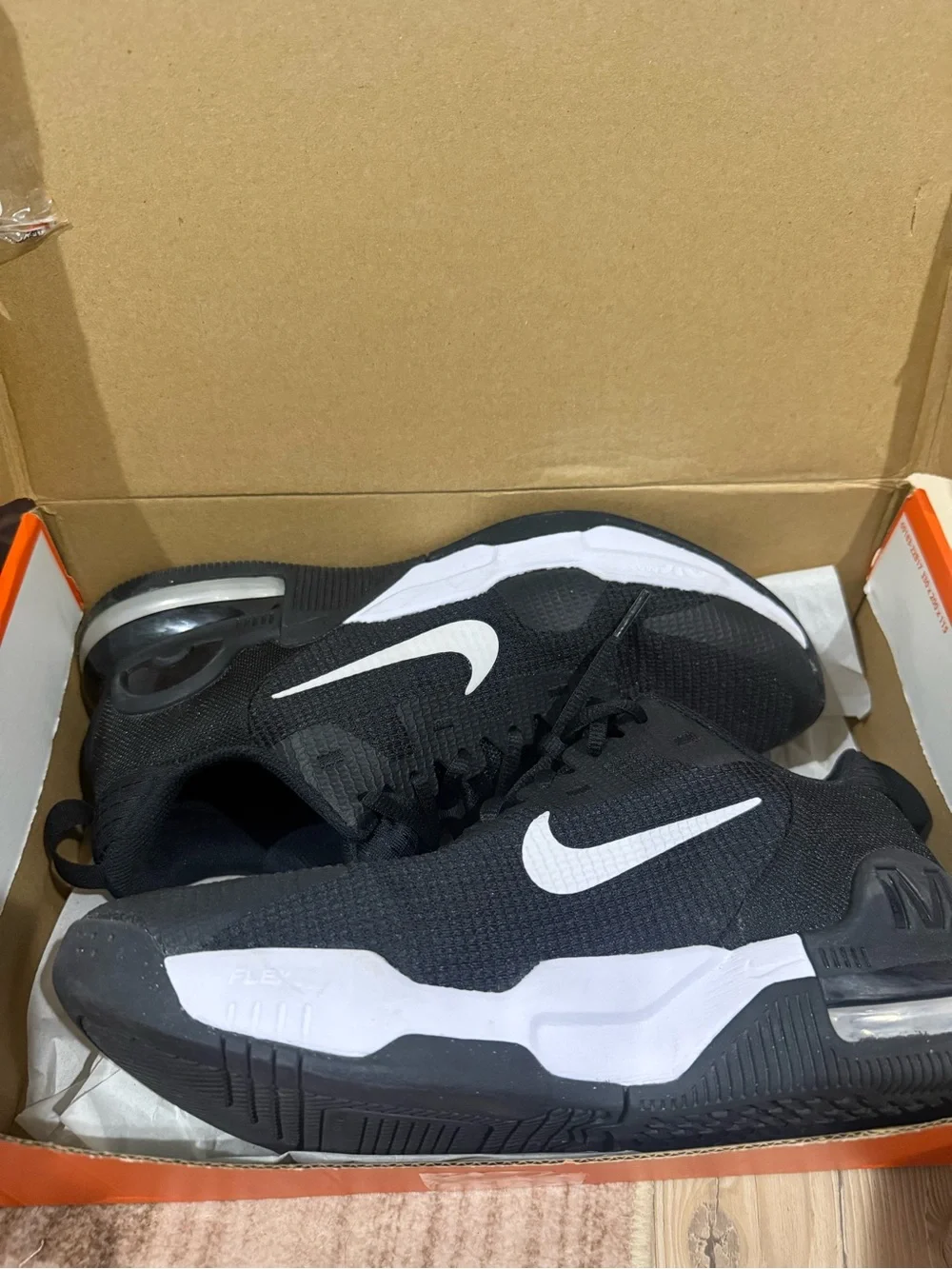 Nike Black and White‎ Running Shoes with Air Cushion
